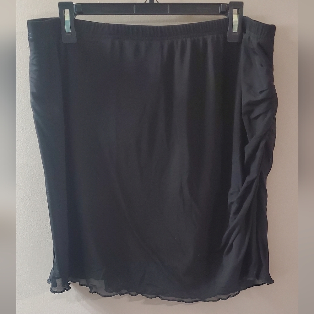 Sheek Black Swim Lined Coverup Skirt. Sz XXXL NWT